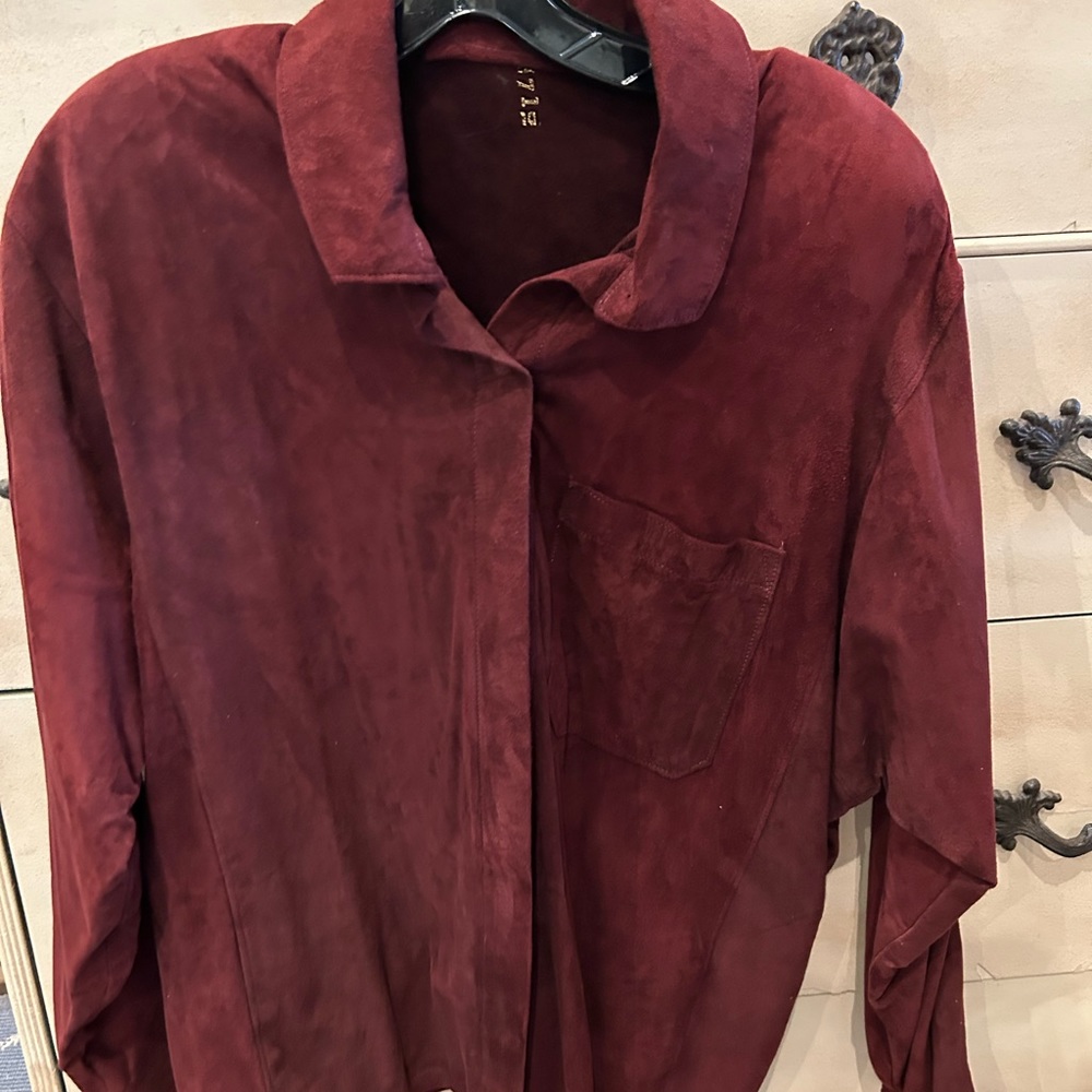 Vintage J Foss burgundy suede jacket, Size Medium.